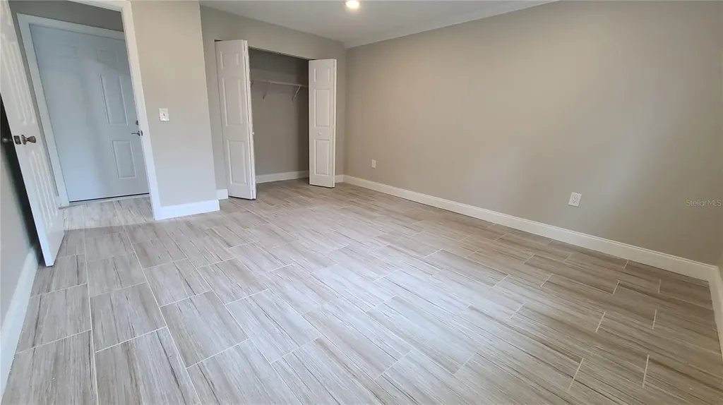 1718 Cardinal Drive Clearwater FL 33759