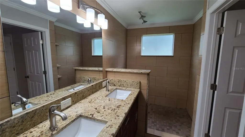 1718 Cardinal Drive Clearwater FL 33759