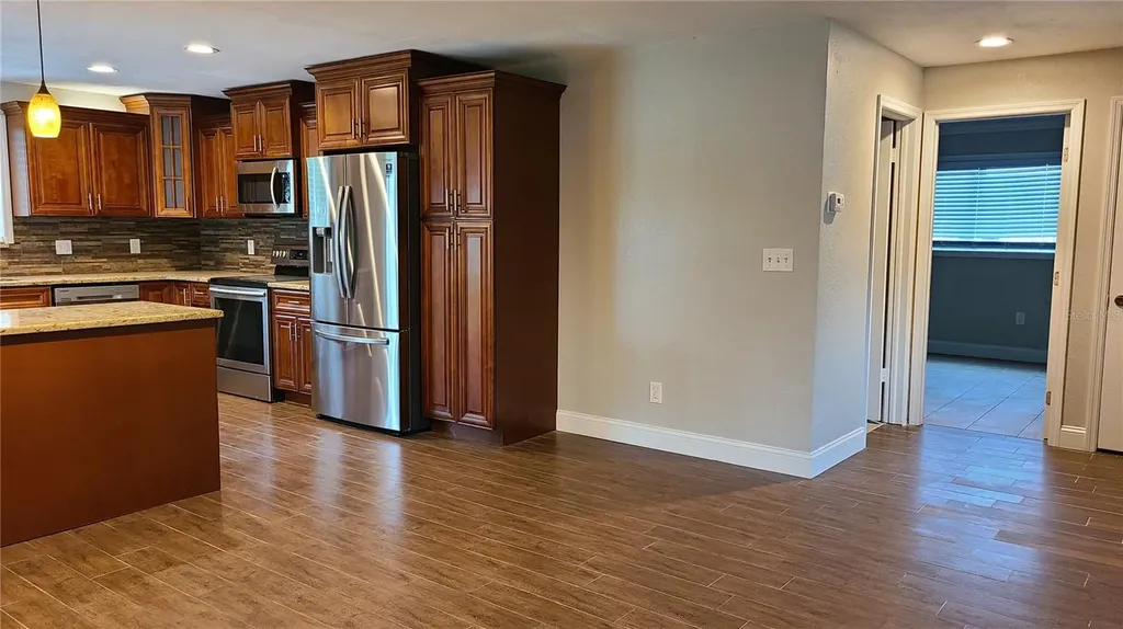 1718 Cardinal Drive Clearwater FL 33759