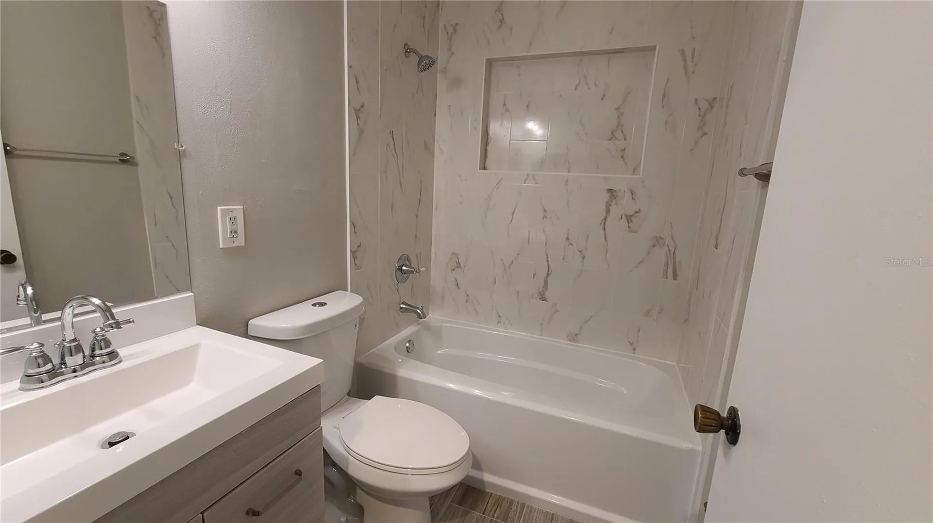 1718 Cardinal Drive Clearwater FL 33759