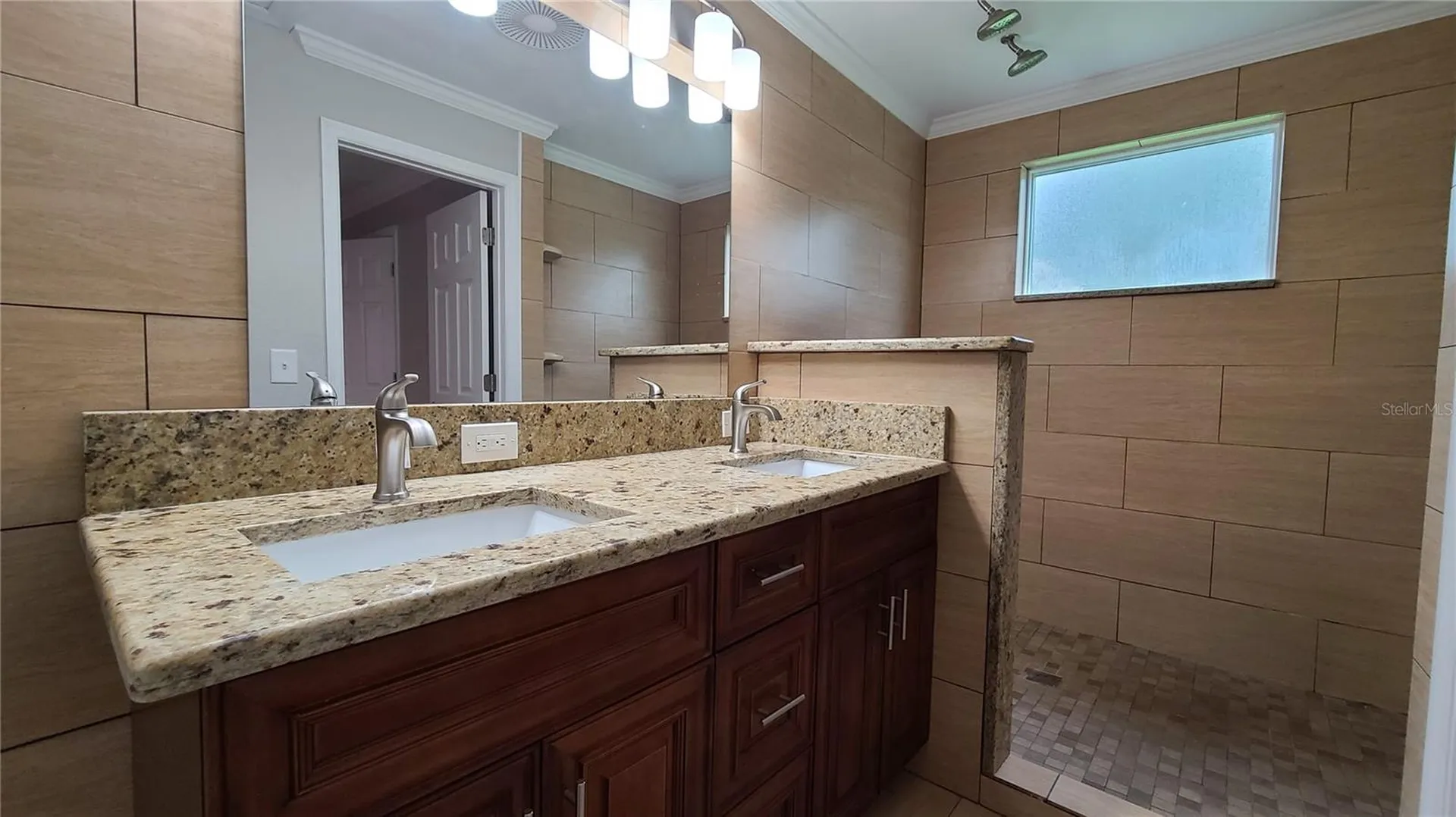1718 Cardinal Drive Clearwater FL 33759