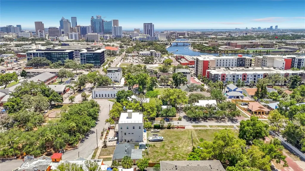 2304 N Highland Avenue Tampa FL 33602