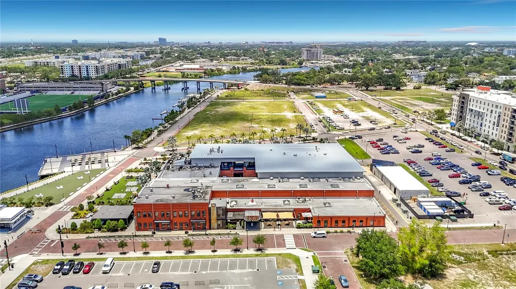 2304 N Highland Avenue Tampa FL 33602