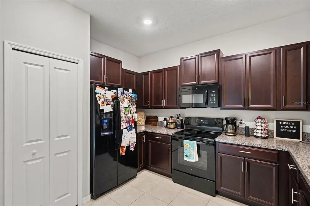 7627 French Marigold Avenue Tampa FL 33619