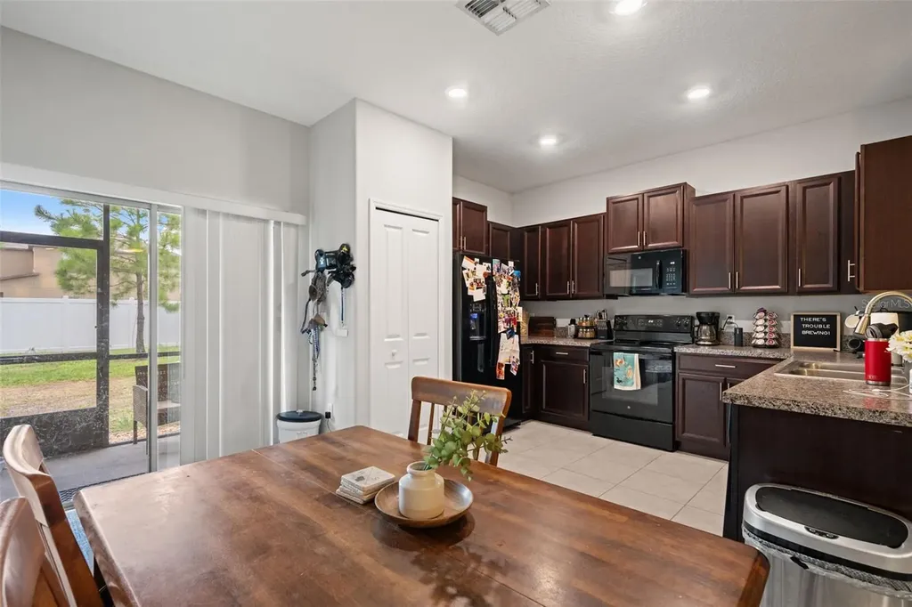 7627 French Marigold Avenue Tampa FL 33619