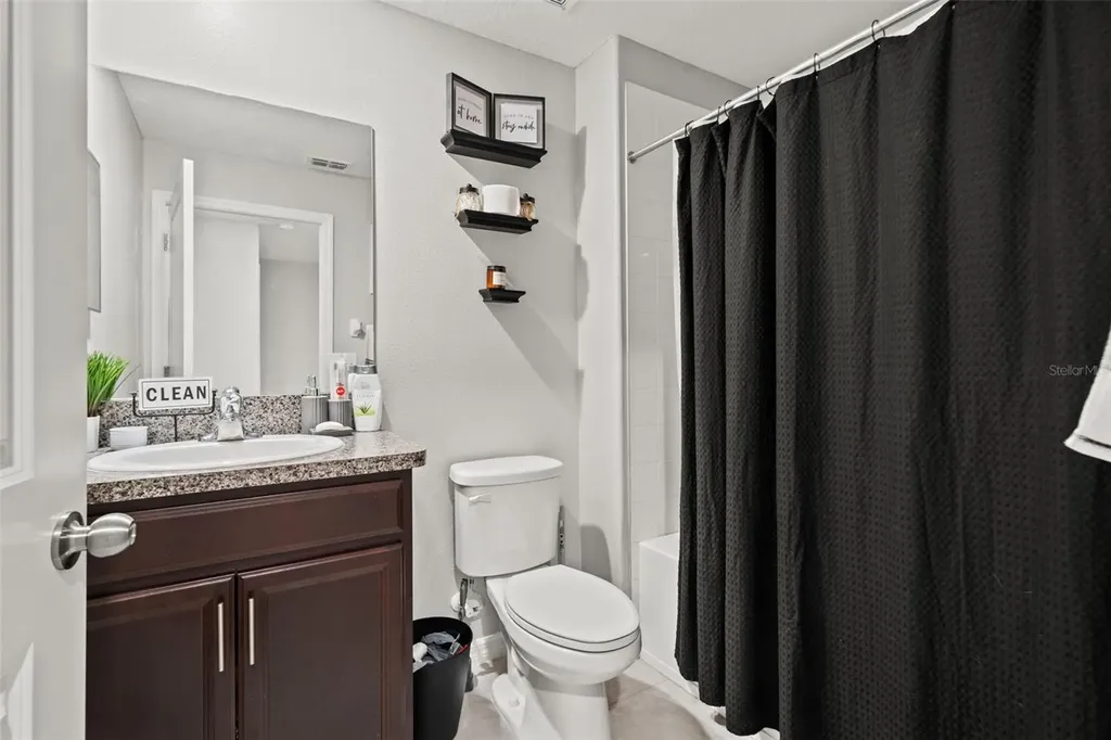 7627 French Marigold Avenue Tampa FL 33619