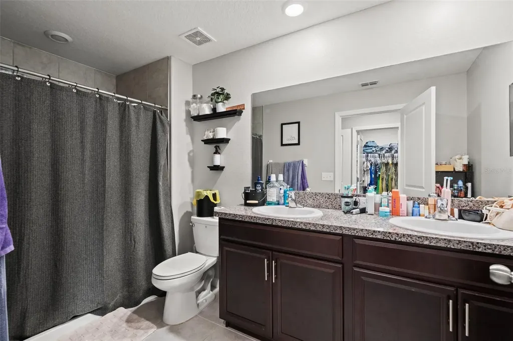 7627 French Marigold Avenue Tampa FL 33619