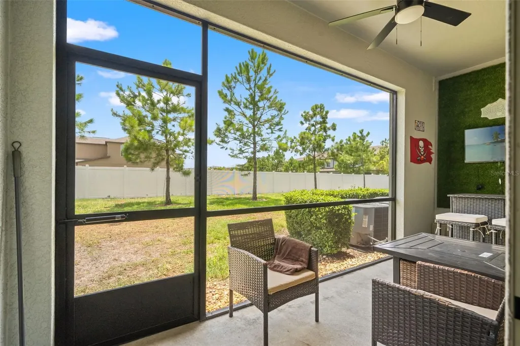 7627 French Marigold Avenue Tampa FL 33619
