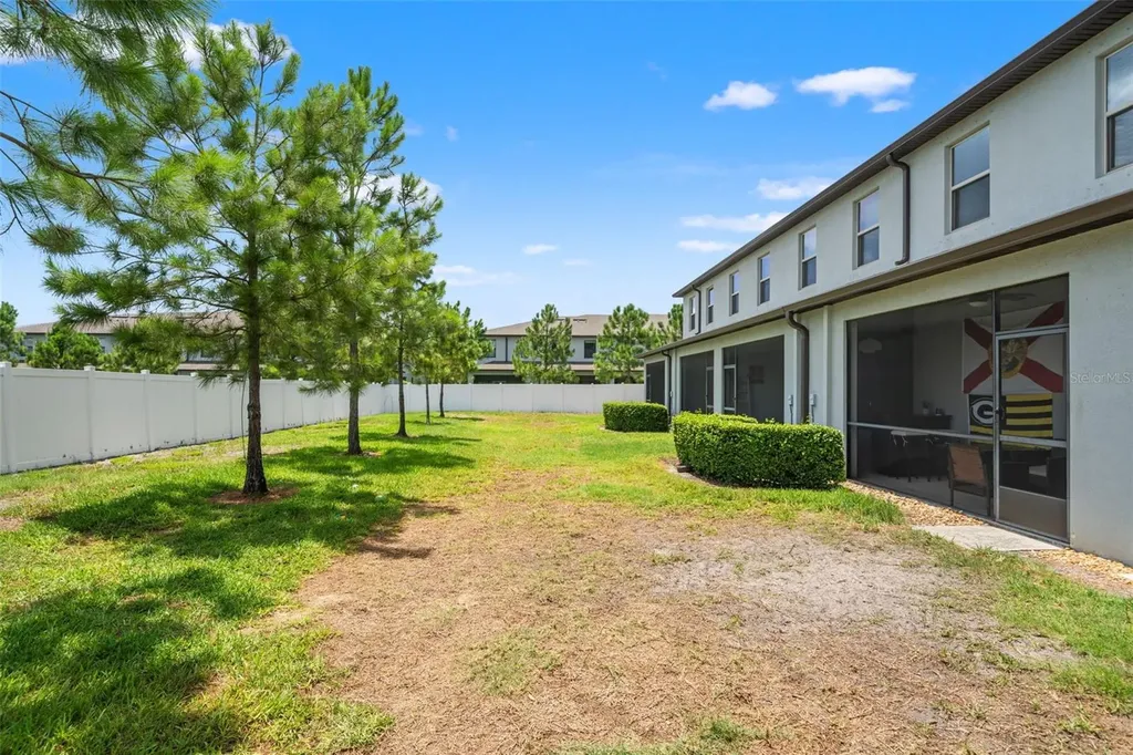 7627 French Marigold Avenue Tampa FL 33619