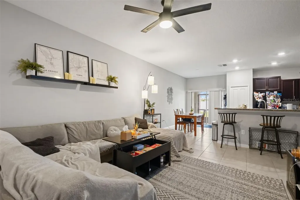 7627 French Marigold Avenue Tampa FL 33619