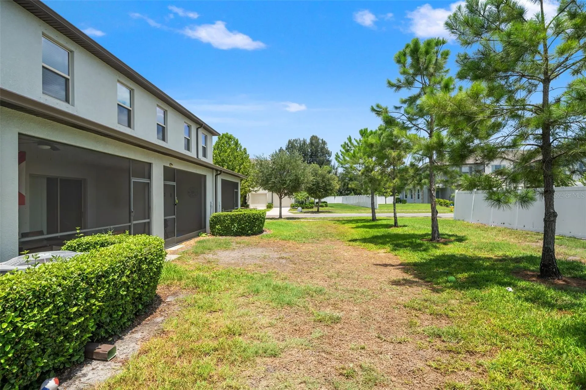 7627 French Marigold Avenue Tampa FL 33619