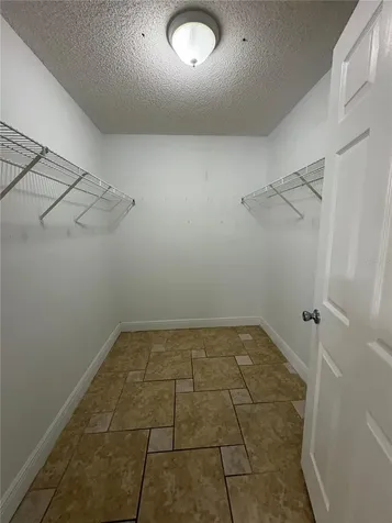 305 Colonade Court Kissimmee FL 34758
