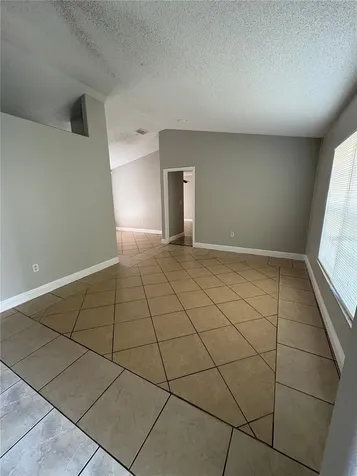 305 Colonade Court Kissimmee FL 34758