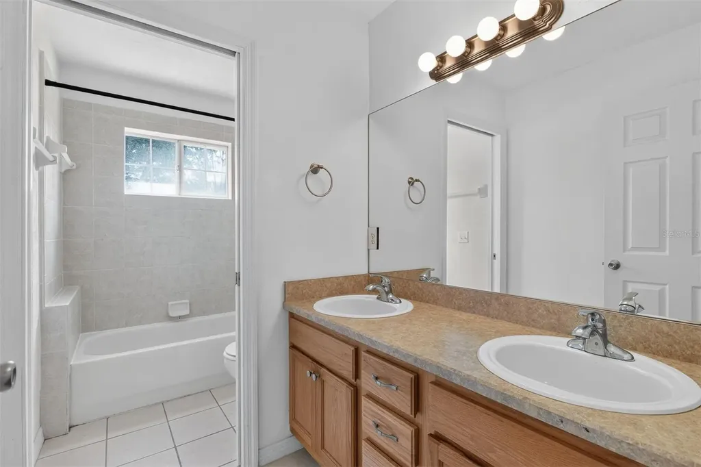 9892 SW 95th Place Gainesville FL 32608