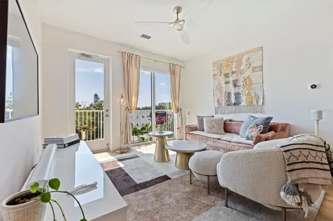 644 3rd Avenue S St Petersburg FL 33701