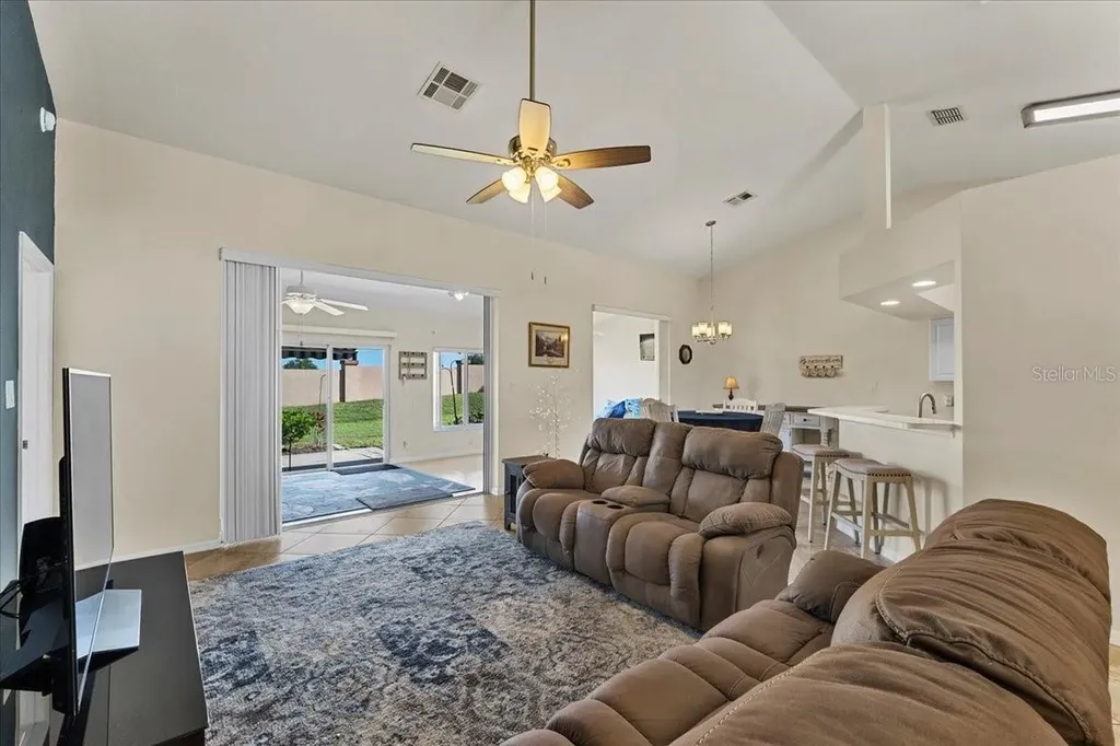 6381 Egret Drive Lakeland FL 33809