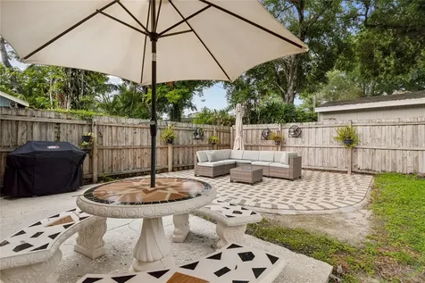 1202 E Powhatan Avenue Tampa FL 33604