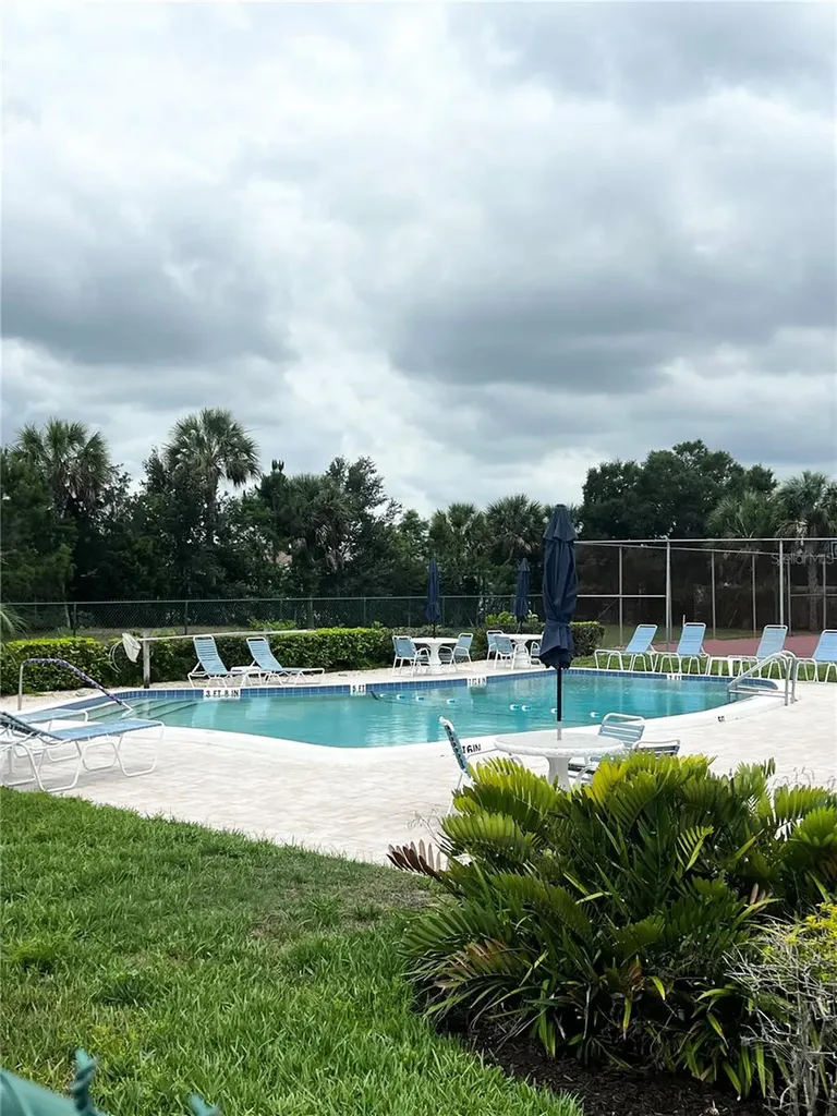 6214 Draw Lane Sarasota FL 34235
