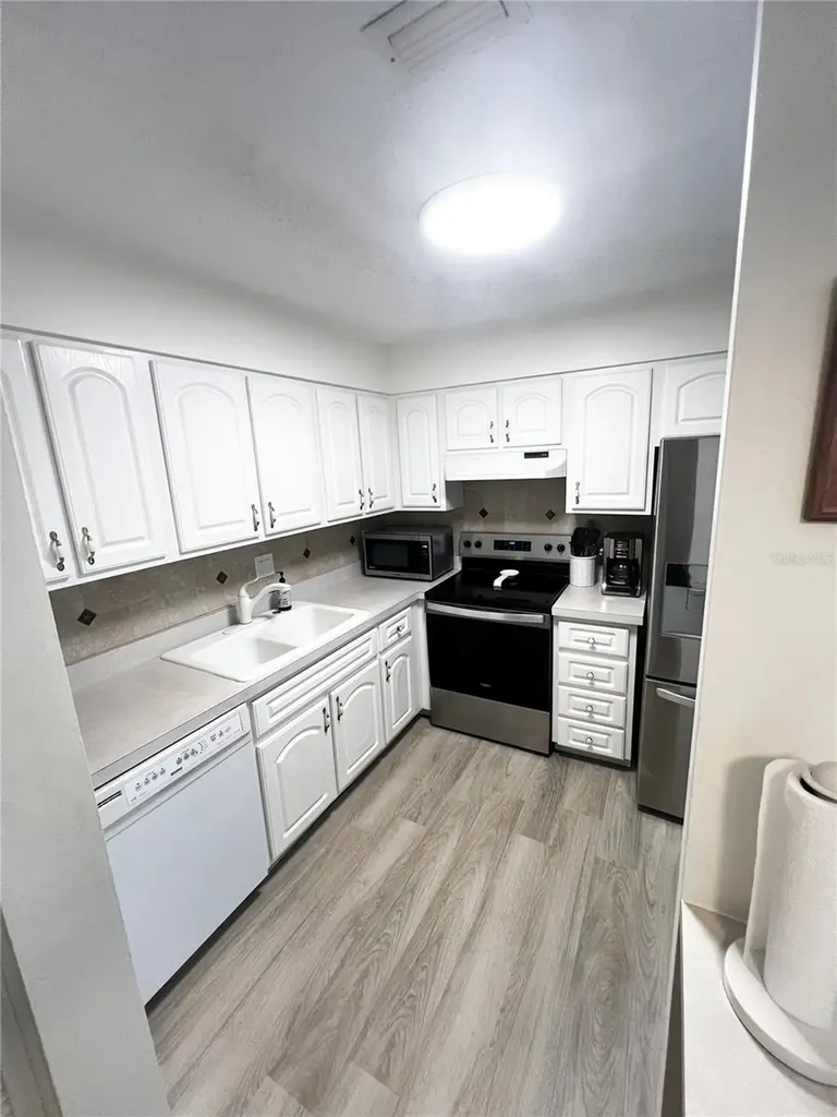 6214 Draw Lane Sarasota FL 34235
