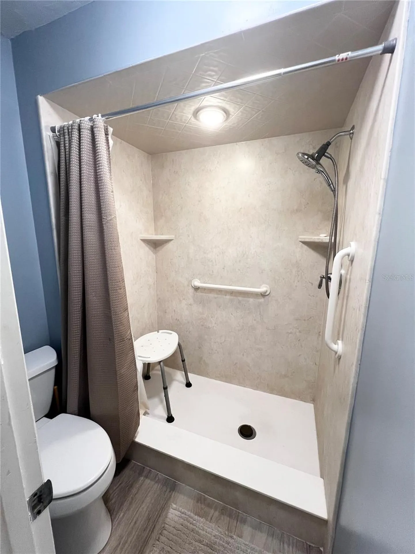 6214 Draw Lane Sarasota FL 34235