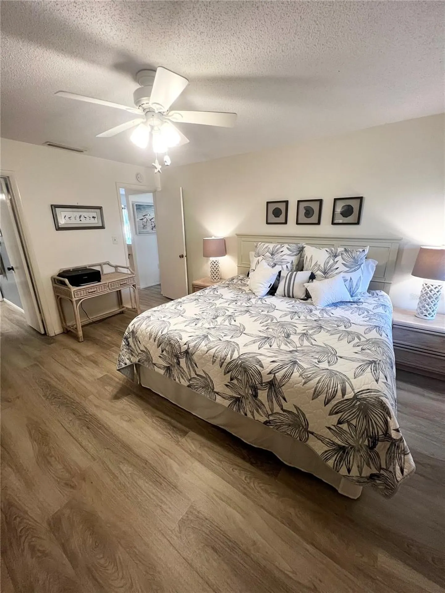 6214 Draw Lane Sarasota FL 34235