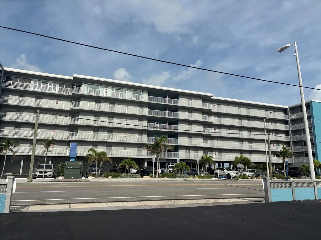 9980 Gulf Boulevard St Petersburg FL 33706