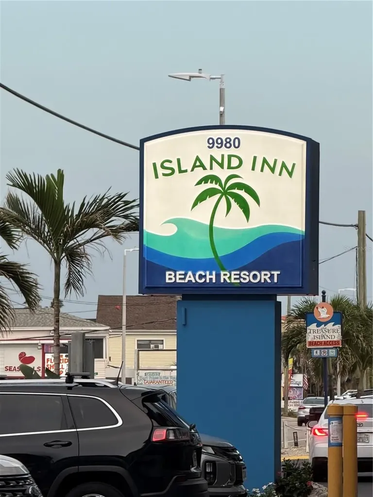 9980 Gulf Boulevard St Petersburg FL 33706