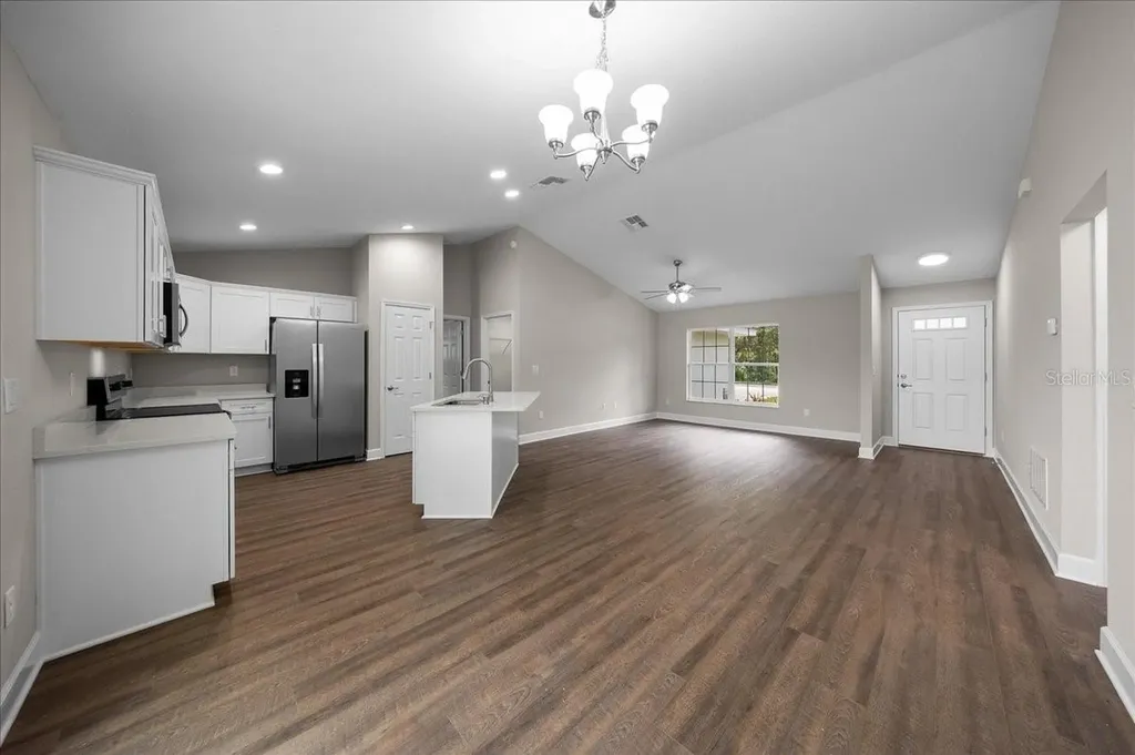 13556 SE 102nd Court Belleview FL 34420