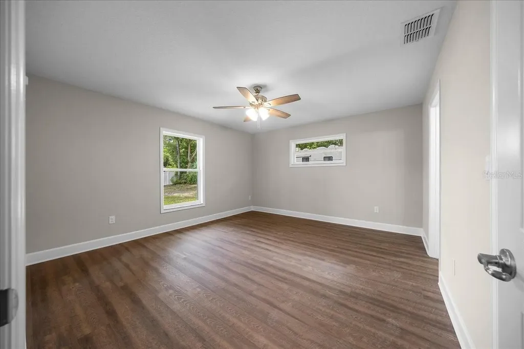 13556 SE 102nd Court Belleview FL 34420