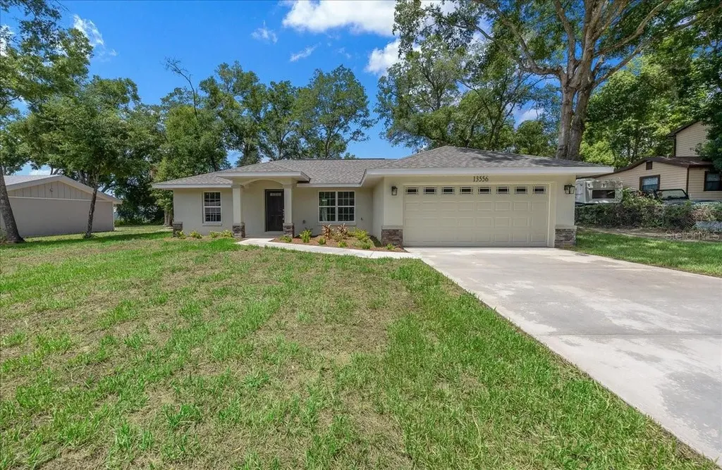 13556 SE 102nd Court Belleview FL 34420