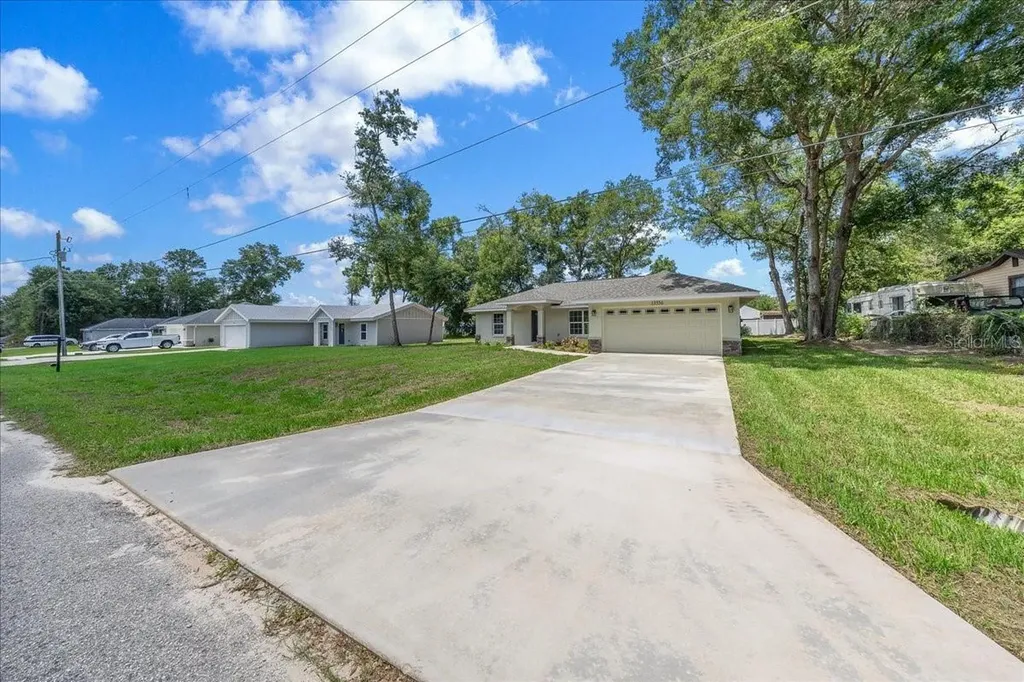 13556 SE 102nd Court Belleview FL 34420