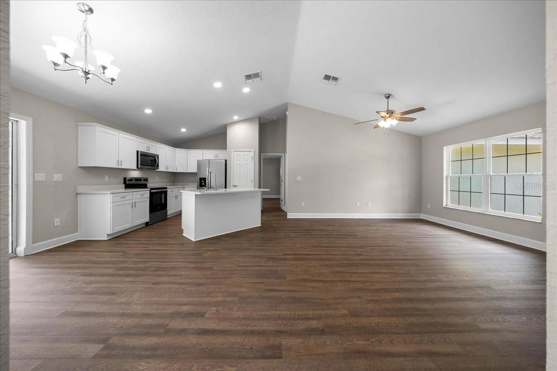 13556 SE 102nd Court Belleview FL 34420