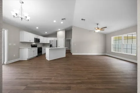13556 SE 102nd Court Belleview FL 34420