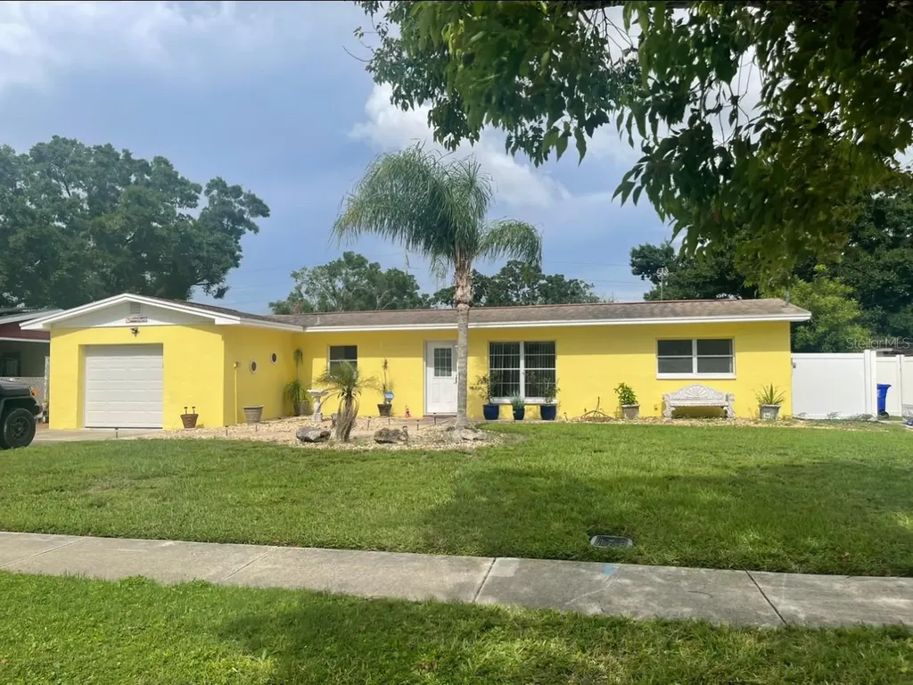 331 Shore Drive E Oldsmar FL 34677