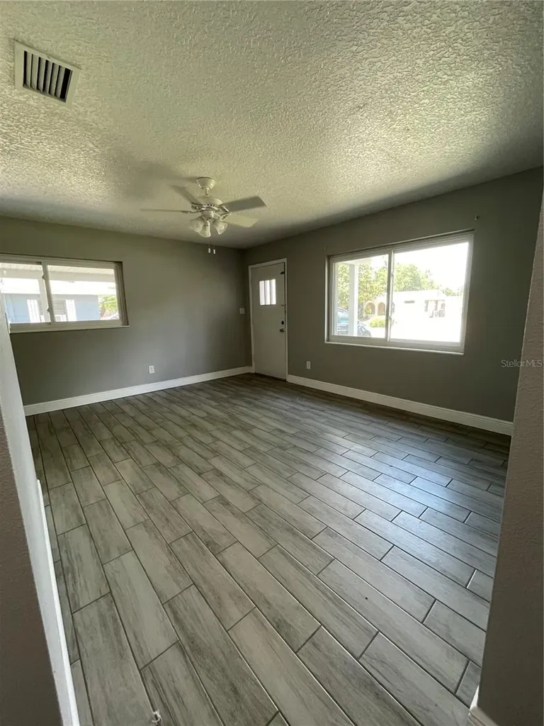 204 6th Jpv Street Winter Haven FL 33880