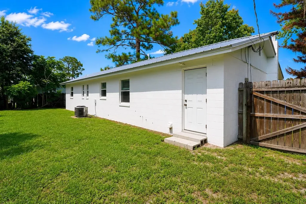 2824 Yule Tree Drive Edgewater FL 32141