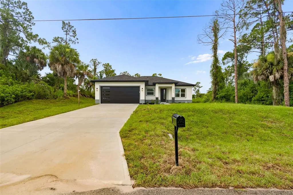 2277 Simonton Avenue North Port FL 34286