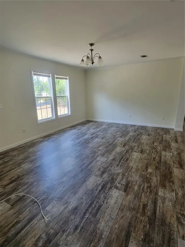 2435 Myer Avenue Leesburg FL 34748