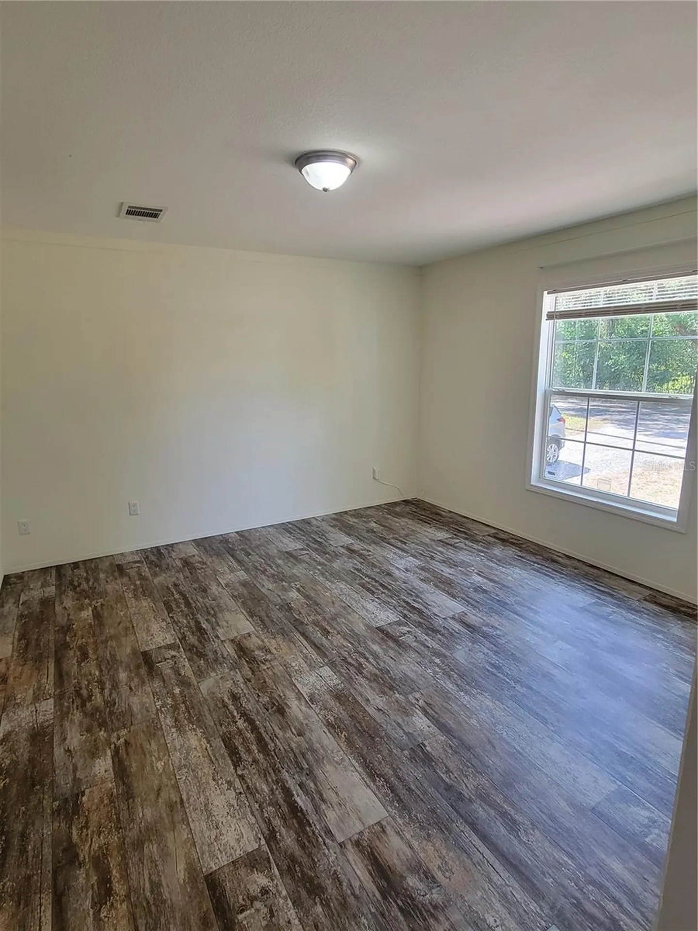 2435 Myer Avenue Leesburg FL 34748