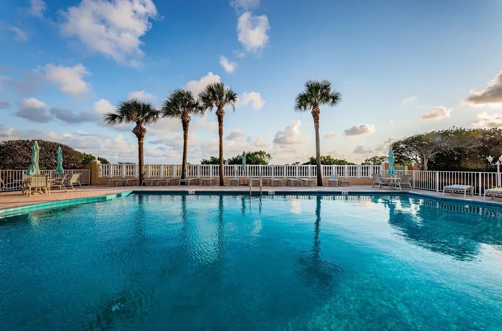 6500 Sunset Way St Pete Beach FL 33706