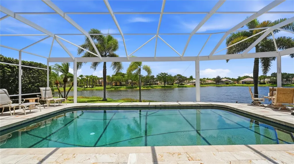 8672 Dolce Lane Sarasota FL 34238