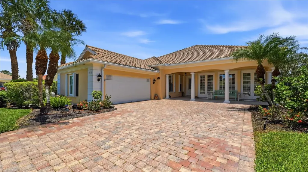 8672 Dolce Lane Sarasota FL 34238