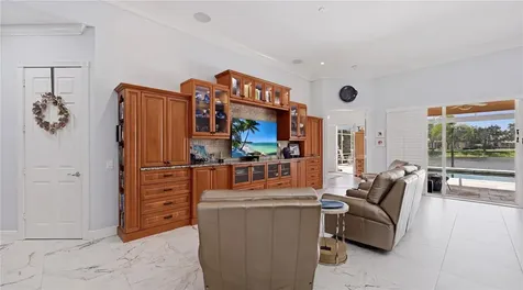 8672 Dolce Lane Sarasota FL 34238