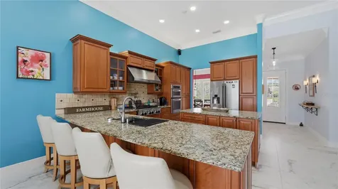 8672 Dolce Lane Sarasota FL 34238