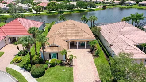 8672 Dolce Lane Sarasota FL 34238