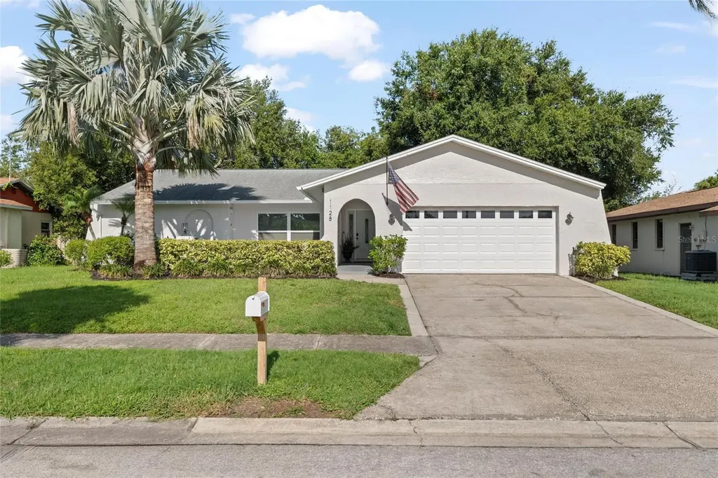 1128 Forbes Trace Tarpon Springs FL 34689
