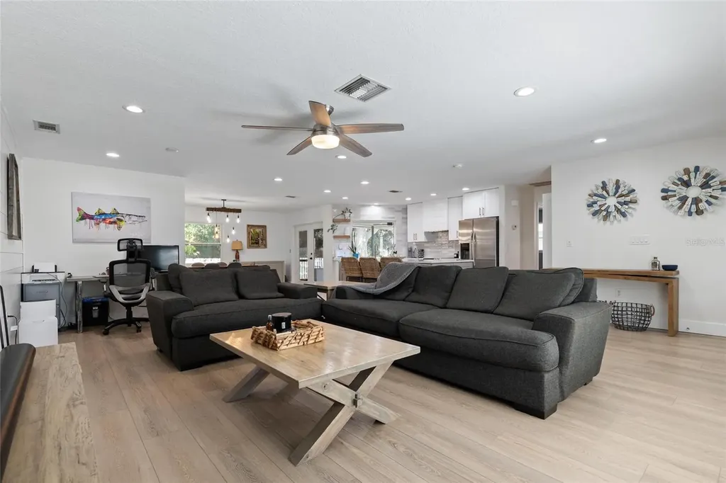 1128 Forbes Trace Tarpon Springs FL 34689