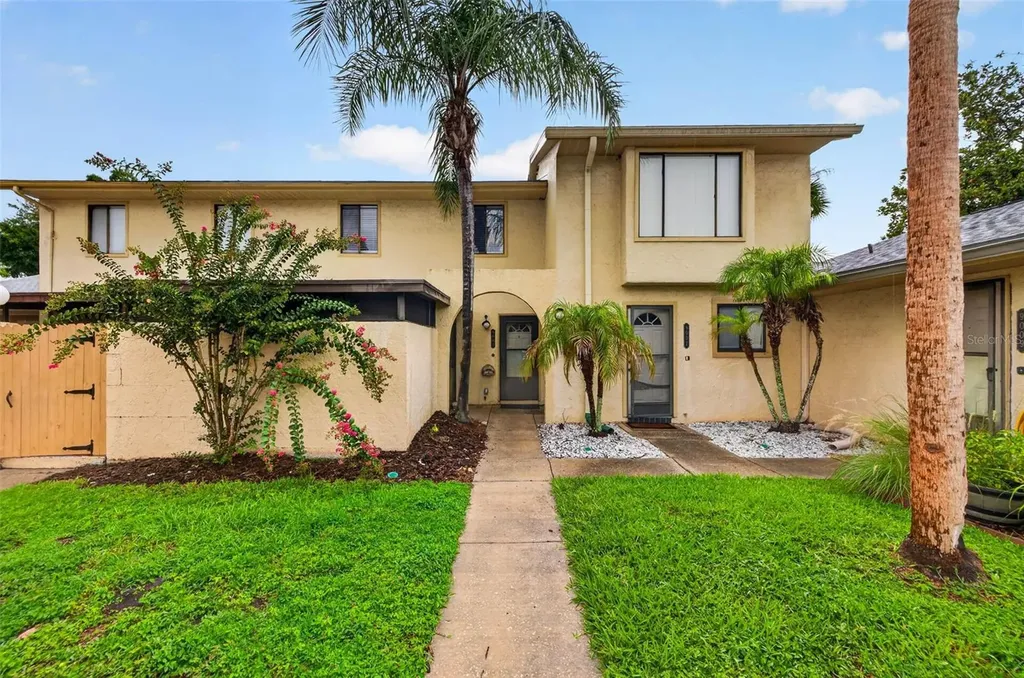 9005 Pebble Creek Drive Tampa FL 33647
