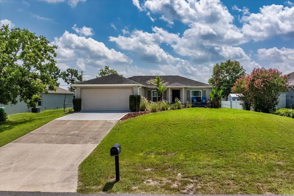 1892 Montebello Avenue Deltona FL 32738