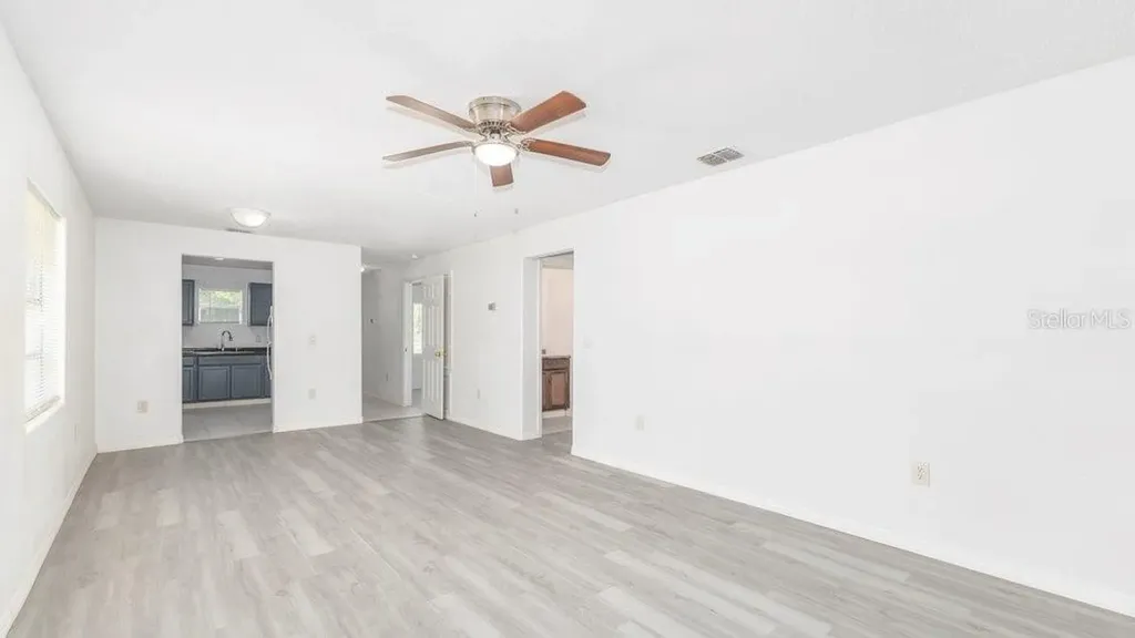 31128 Lochmore Circle Sorrento FL 32776